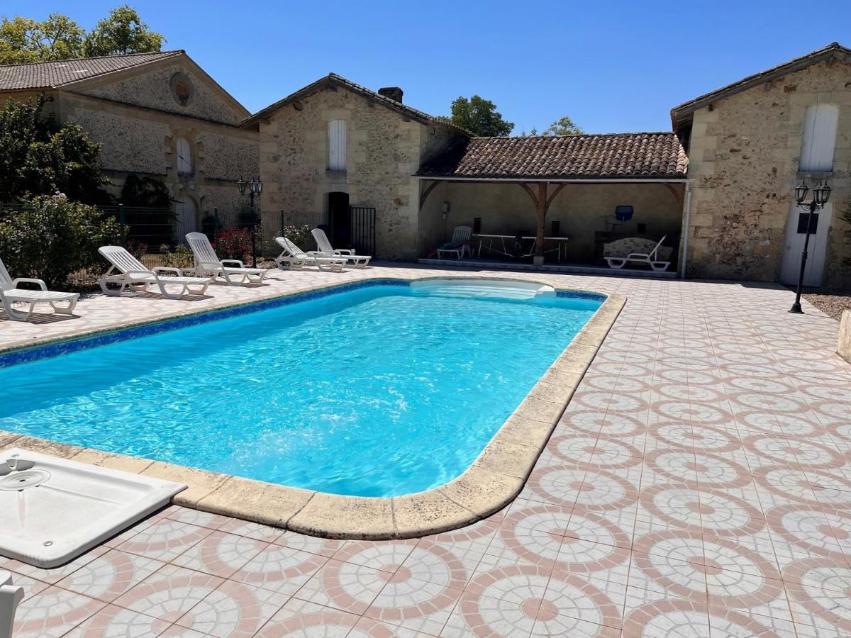 Domaine Clos Et Arbore De 3 Ha Avec Deux Maisons Lamothe-Montravel Екстер'єр фото